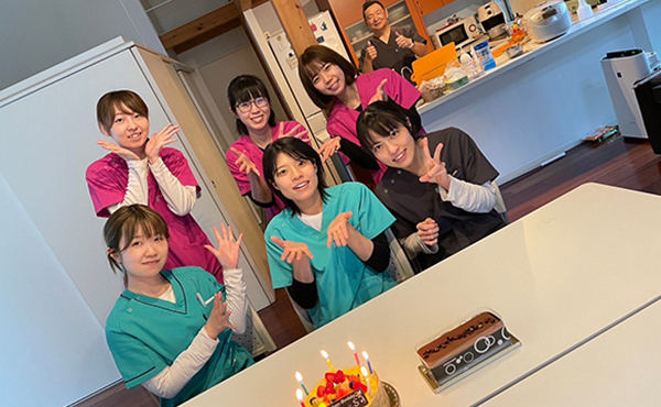 スタッフ誕生会の様子